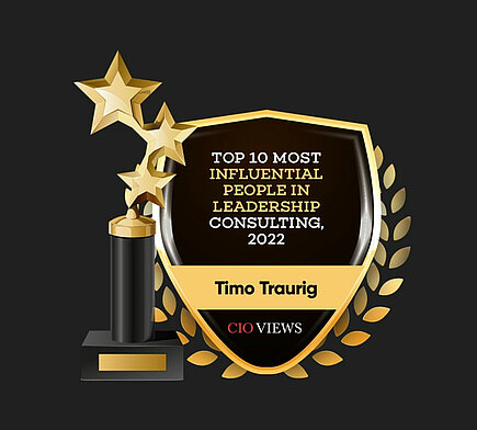 CIO_top_10_Trophy_1400